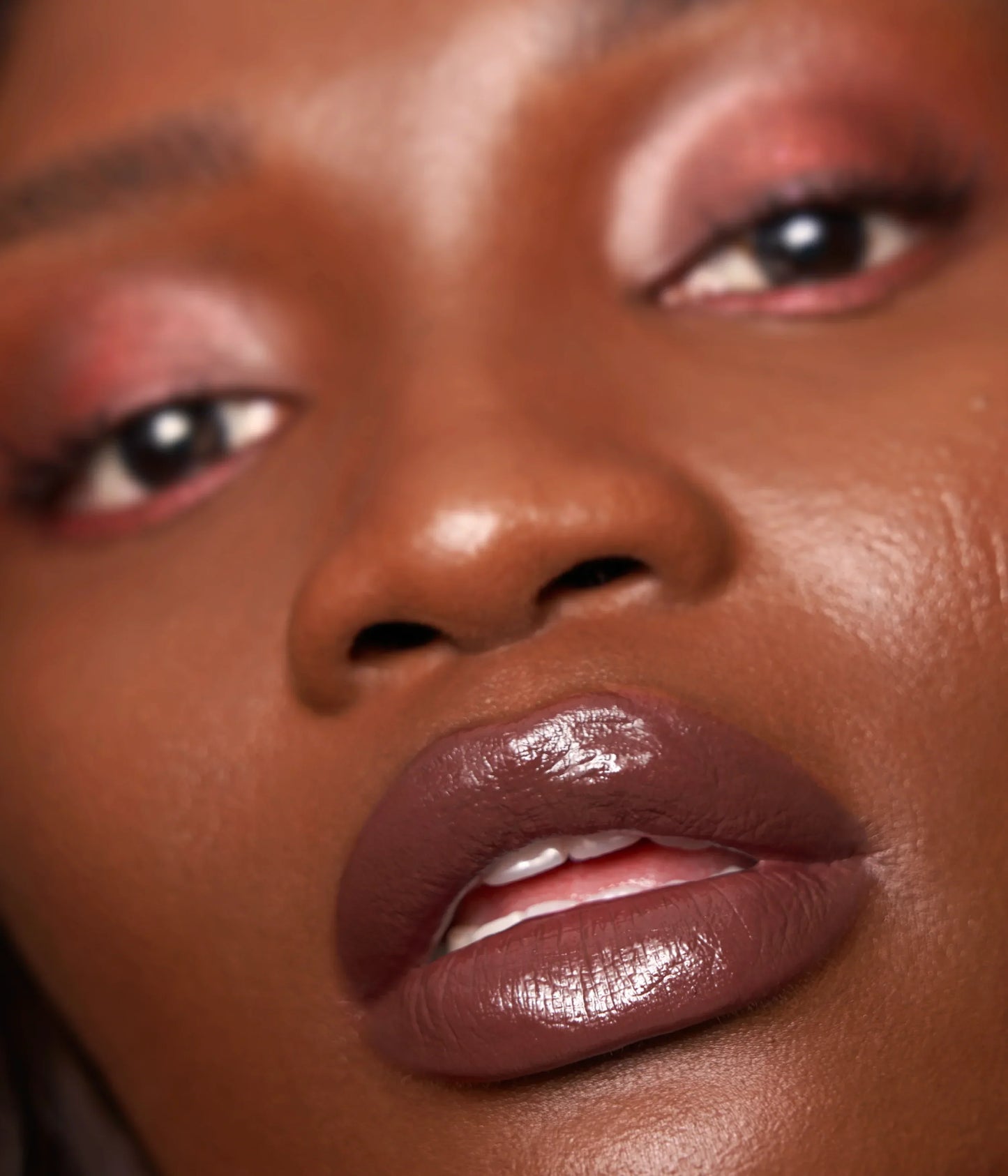 Power Bullet Cream Glow Hydrating Lipstick